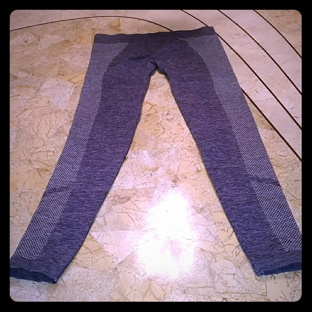 GET A GRIP WOMEN'S WORKOUT LEGGINGS